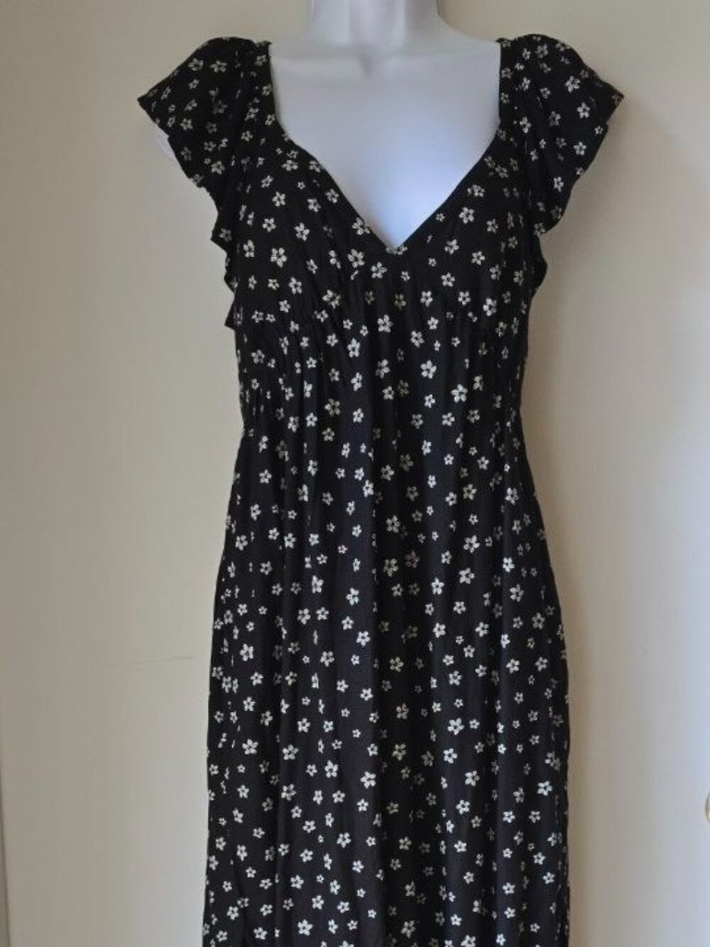 Roxy Black Floral Print V-Neck Midi Maxi Dress - NWT Size S